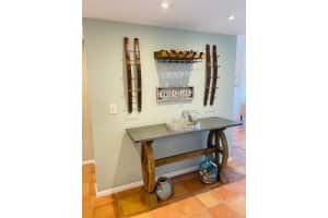 555 SE 6th Ave #4h, Delray Beach, FL 33483, Sold 10/01/21