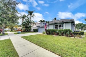 4055 Laurelwood Ln, Delray Beach, FL 33445, Sold 09/10/21