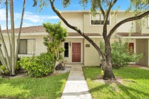 6407 Dockside Cir, Greenacres, FL 33463, Sold 10/01/21