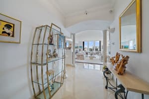 5380 N Ocean Dr #25j, Singer Island, FL 33404, Sold 12/01/21