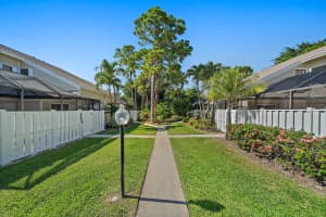 301 Summerwinds Ln, Jupiter, FL 33458, Sold 09/22/21