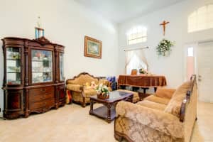 114 Sarona Cir, Royal Palm Beach, FL 33411, Sold 10/25/21