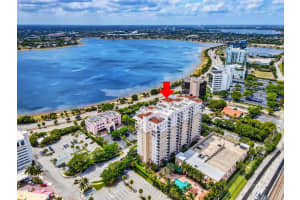 616 Clearwater Park Rd, West Palm Beach, FL 33401, Sold 09/03/21