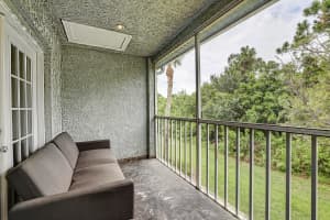 1616 SE Green Acres Cir, Port St. Lucie, FL 34952, Sold 08/27/21