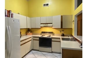 8448 Red Wagon Ln, Boca Raton, FL 33433, Sold 08/26/21