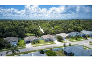 2115 46th Ave, Vero Beach, FL 32966, Sold 10/04/21