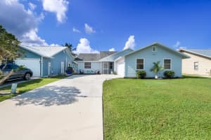 4120 SE Jacaranda St, Stuart, FL 34997, Sold 11/16/21
