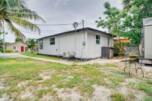 8454 SE Date St, Hobe Sound, FL 33455, Sold 11/08/21