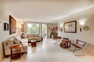 5951 Wellesley Park Dr, Boca Raton, FL 33433, Sold 09/09/21
