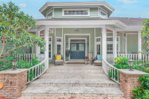 102 NE Charleston Oaks Dr, Port St. Lucie, FL 34983, Sold 11/23/21