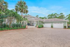 102 NE Charleston Oaks Dr, Port St. Lucie, FL 34983, Sold 11/23/21