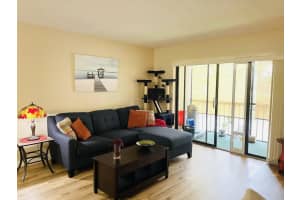 203 Foxtail Dr APT E2, Greenacres, FL 33415, Sold 08/31/21