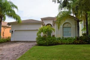 5621 Sun Pointe Dr, Fort Pierce, FL 34951, Sold 09/20/21