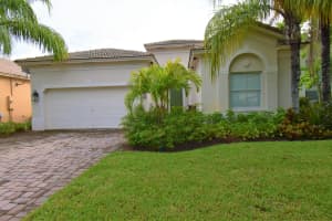 5621 Sun Pointe Dr, Fort Pierce, FL 34951, Sold 09/20/21