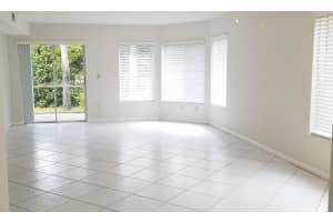 815 W Boynton Beach Blvd, Boynton Beach, FL 33426, Sold 10/08/21