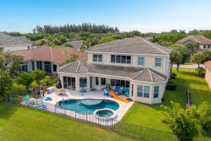 9280 Pineville Dr, Lake Worth, FL 33467, Sold 10/28/21