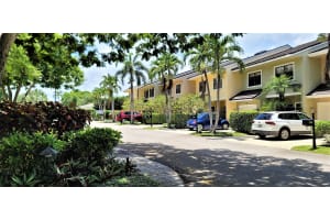 5698 Santiago Cir, Boca Raton, FL 33433, Sold 08/31/21