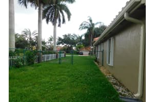 12490 SW 7th Pl, Davie, FL 33325, Sold 10/25/21
