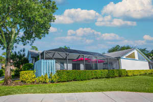 1003 Timberlane Cir, Greenacres, FL 33463, Sold 10/12/21
