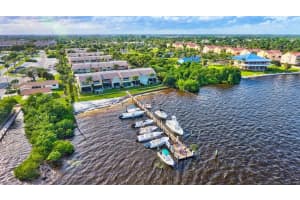 702 NE 20th Ln, Boynton Beach, FL 33435, Sold 11/12/21