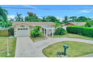 6880 Kingston Dr, Lake Worth, FL 33462, Sold 09/27/21