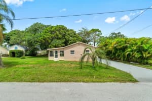 1340 NW Antoch Ave, Stuart, FL 34994, Sold 09/13/21