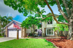 2250 SE Country Club Ln, Stuart, FL 34996, Sold 11/19/21