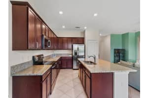 10117 W Verona Cir, Vero Beach, FL 32966, Sold 08/31/21