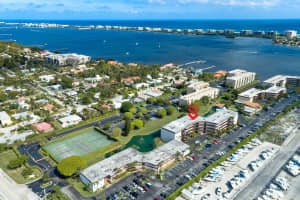 300 Waterway Dr S, Lantana, FL 33462, Sold 09/13/21
