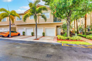 113 Lighthouse Cir, Tequesta, FL 33469, Sold 08/27/21