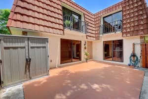 1830 San Juan Dr, Delray Beach, FL 33445, Sold 11/23/21