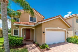 2649 SW Gallery Cir, Palm City, FL 34990, Sold 09/03/21