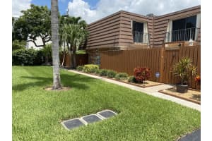 3907 Carolina Dr, Lake Worth, FL 33461, Sold 02/04/22