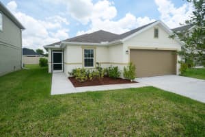 5670 NW Pine Trail Cir, Port St. Lucie, FL 34983, Sold 01/12/22