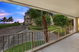 3200 S Ocean Blvd, Palm Beach, FL 33480, Sold 08/27/21