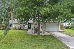 220 11th Ct, Vero Beach, FL 32962, Sold 08/27/21