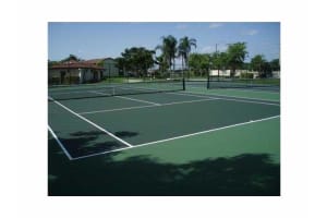 210 Lake Pointe Dr, Oakland Park, FL 33309, Sold 01/14/22