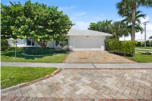 1301 Tamarind Way, Boca Raton, FL 33486, Sold 08/27/21