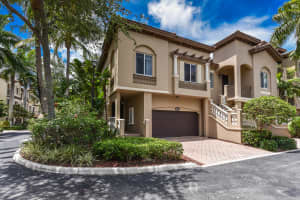 3041 Waterside Cir, Boynton Beach, FL 33435, Sold 08/10/21