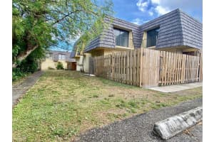 MLS# R10733941, West Palm Beach, Florida 33401