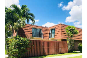 1420 Augusta Cir, Delray Beach, FL 33445, Sold 09/13/21