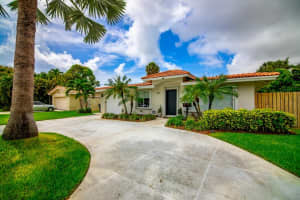 744 NW 7th St, Boca Raton, FL 33486, Sold 09/27/21