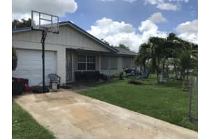 110 Camelot Dr, Fort Pierce, FL 34946, Sold 10/26/21
