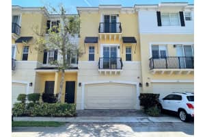 543 NW 35th Pl, Boca Raton, FL 33431, Sold 08/24/21