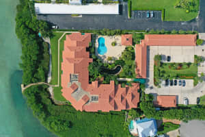 200 Waterway Rd, Jupiter, FL 33469, Sold 09/03/21
