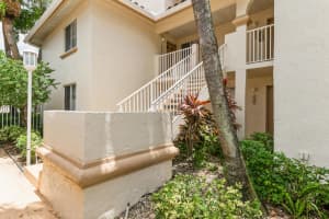 10102 Glenmoor Dr, West Palm Beach, FL 33409, Sold 01/31/22