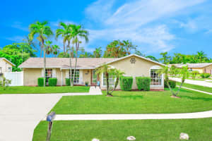 10667 Shady Pond Ln, Boca Raton, FL 33428, Sold 09/07/21