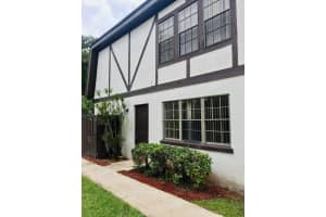 128 Weybridge Cir, Royal Palm Beach, FL 33411, Sold 10/01/21