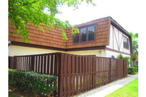 128 Weybridge Cir, Royal Palm Beach, FL 33411, Sold 10/01/21