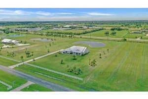 6745 3rd Pl SW, Vero Beach, FL 32968, Sold 09/03/21